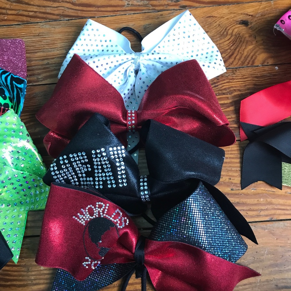 Cheer Bow Collection - Picture 2 of 5